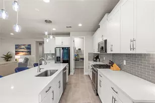 8600 Sundance Loop, Sarasota, FL 34238 - Photo 8