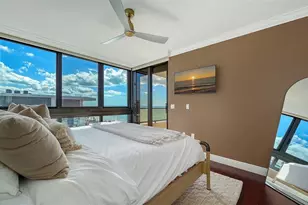 575 Sanctuary Dr, Longboat Key, FL 34228 - Photo 36