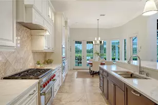 4127 Founders Club Dr, Sarasota, FL 34240 - Photo 10