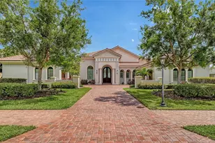 4127 Founders Club Dr, Sarasota, FL 34240 - Photo 6