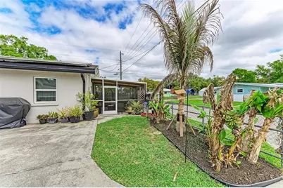 1601 9th Street W, Palmetto, FL 34221 - Photo 6