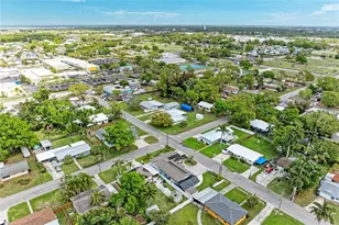 1601 9th St W, Palmetto, FL 34221 - Photo 44