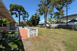 2003 48th St W, Bradenton, FL 34209 - Photo 4