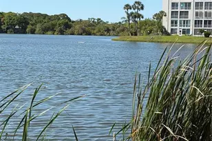 3176 Lake Bayshore Dr, Bradenton, FL 34205 - Photo 36