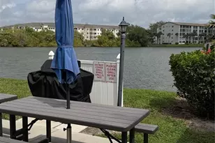 3176 Lake Bayshore Dr, Bradenton, FL 34205 - Photo 38