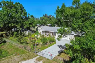 2303 45th St E, Bradenton, FL 34208 - Photo 4