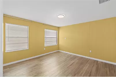 2303 45th Street E, Bradenton, FL 34208 - Photo 32