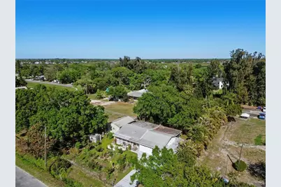 2303 45th Street E, Bradenton, FL 34208 - Photo 68