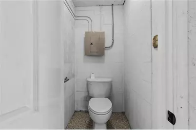 2303 45th Street E, Bradenton, FL 34208 - Photo 40