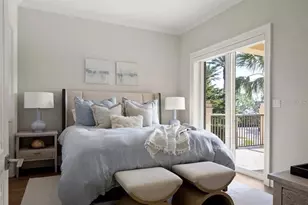 4955 Gulf of Mexico Dr, Longboat Key, FL 34228 - Photo 8