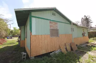 6212 N 45th St, Tampa, FL 33610 - Photo 14