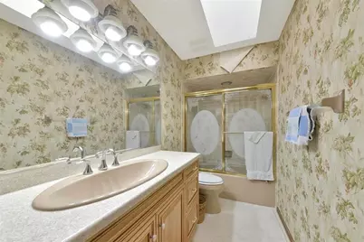 1316 Riverview Circle, Bradenton, FL 34209 - Photo 16