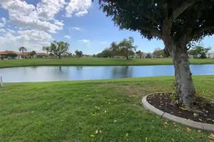 4310 Murfield Dr E, Bradenton, FL 34203 - Photo 6