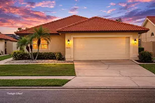 4310 Murfield Dr E, Bradenton, FL 34203 - Photo 1