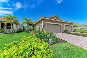 20321 Symphony Pl, Venice, FL 34293 - Photo 2