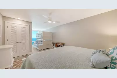 2425 Gulf Of Mexico Drive #14E, Longboat Key, FL 34228 - Photo 18