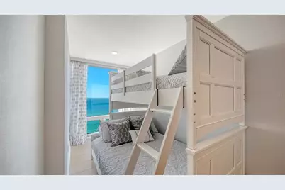 2425 Gulf Of Mexico Drive #14E, Longboat Key, FL 34228 - Photo 20