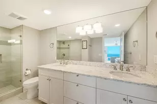 2425 Gulf Of Mexico Dr, Longboat Key, FL 34228 - Photo 14