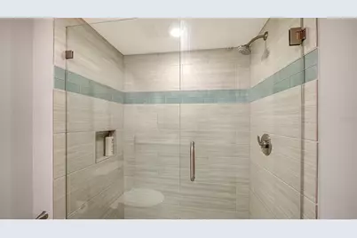 2425 Gulf Of Mexico Drive #14E, Longboat Key, FL 34228 - Photo 22