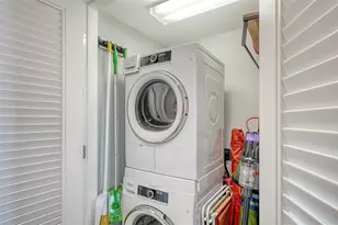 2425 Gulf Of Mexico Dr, Longboat Key, FL 34228 - Photo 24