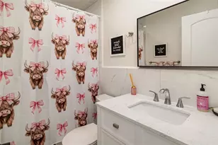 5023 Village Gardens Dr, Sarasota, FL 34234 - Photo 16