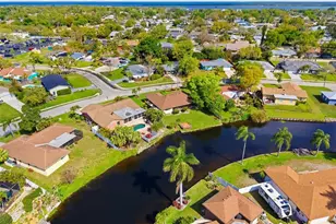 1207 78th St NW, Bradenton, FL 34209 - Photo 4
