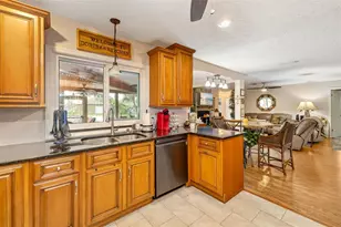 1207 78th St NW, Bradenton, FL 34209 - Photo 14