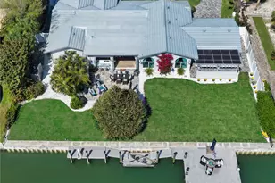 536 Ketch Ln, Longboat Key, FL 34228 - Photo 2