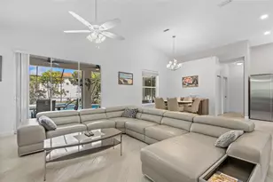 4334 Marcott Cir, Sarasota, FL 34233 - Photo 20