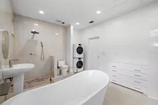 4334 Marcott Cir, Sarasota, FL 34233 - Photo 28