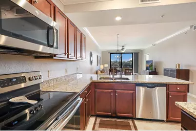 16904 Vardon Terrace #304, Bradenton, FL 34211 - Photo 6