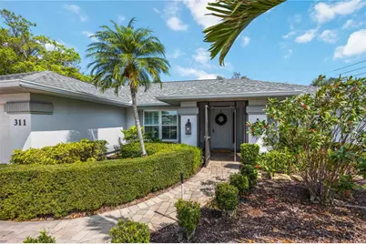 311 75th St Court NW, Bradenton, FL 34209 - Photo 4