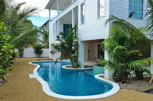 107 Tuna St, Anna Maria, FL 34216 - Photo 12
