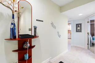 808 Capri Isles Blvd, Venice, FL 34292 - Photo 8