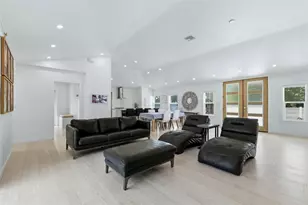 2473 Ringling Blvd, Sarasota, FL 34237 - Photo 12