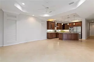 7815 Ashley Cir, University Park, FL 34201 - Photo 12