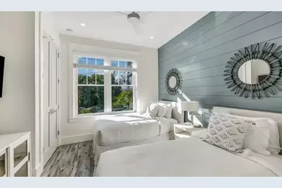 2210 Avenue A, Bradenton Beach, FL 34217 - Photo 28