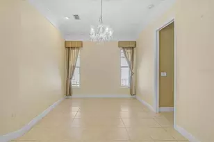 5453 Ashton Manor Dr, Sarasota, FL 34233 - Photo 8