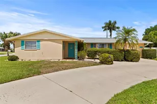 6836 Roxbury Dr, Sarasota, FL 34231 - Photo 1
