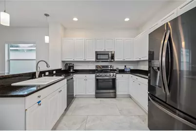 12146 Longview Lake Circle, Bradenton, FL 34211 - Photo 14