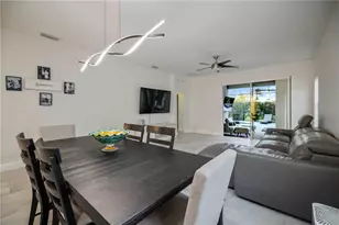 12146 Longview Lake Cir, Bradenton, FL 34211 - Photo 20