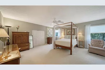 4310 74th Avenue E, Sarasota, FL 34243 - Photo 30