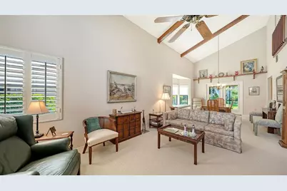 4310 74th Avenue E, Sarasota, FL 34243 - Photo 6