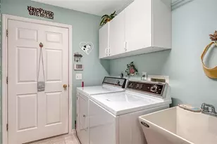 4310 74th Ave E, Sarasota, FL 34243 - Photo 40