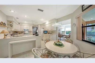 4310 74th Avenue E, Sarasota, FL 34243 - Photo 18