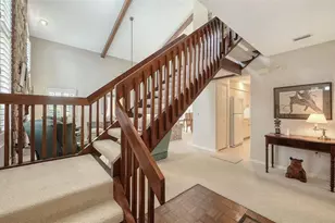 4310 74th Ave E, Sarasota, FL 34243 - Photo 4