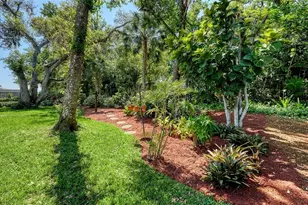 4310 74th Ave E, Sarasota, FL 34243 - Photo 48