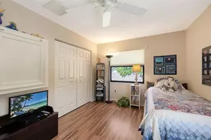 4310 74th Ave E, Sarasota, FL 34243 - Photo 38