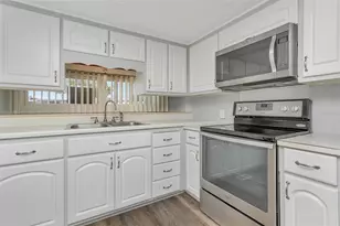 5105 8th St W, Bradenton, FL 34207 - Photo 20