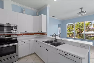 4427 Shark Drive, Bradenton, FL 34208 - Photo 4